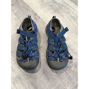 Boys Blue Keen Size 5 Closed Toe Sandals